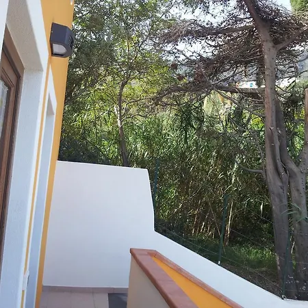 La Goletta Di Salina Bed & Breakfast